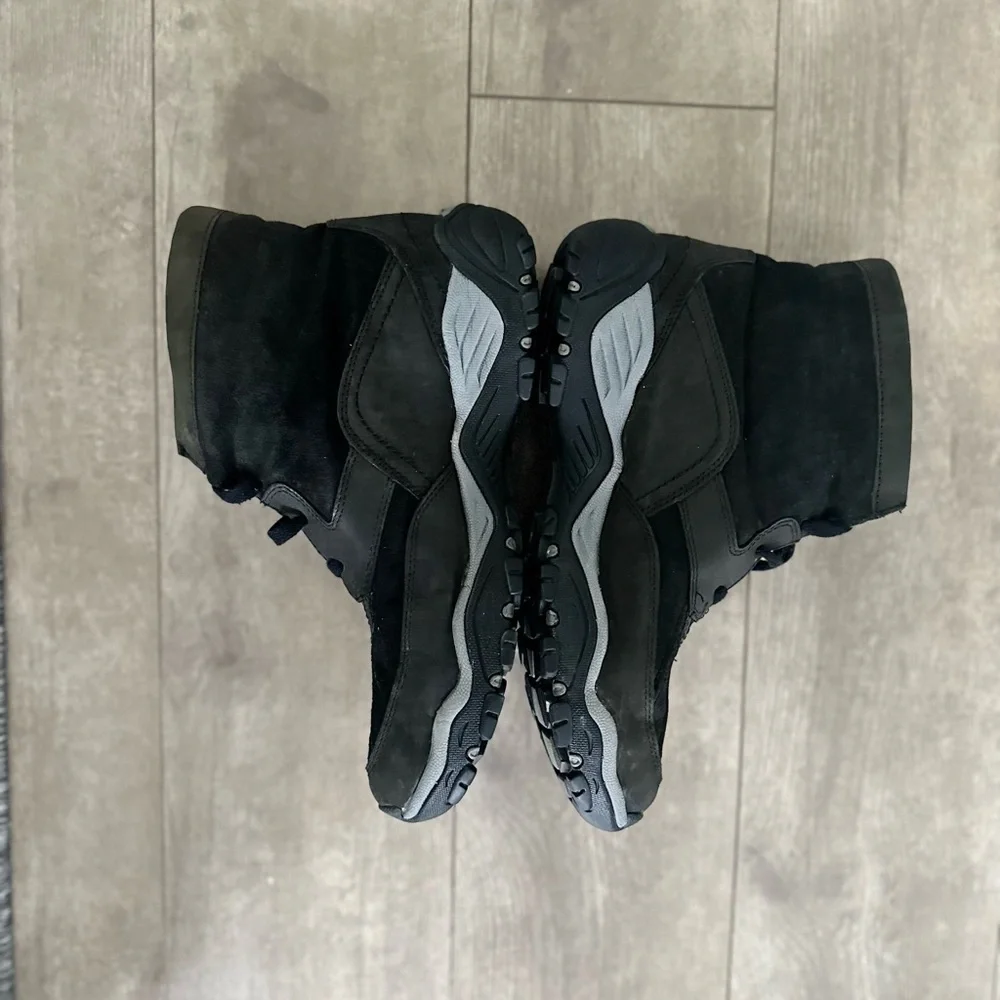 Skechers women’s leather